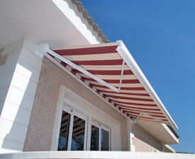 Toldos y Pergolas. Toldos, pergolas, carpas y lonas de piscinas en Madrid.